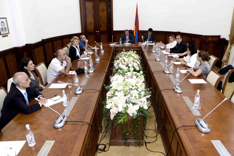 Заместитель министра Давид Ананян встретился с представителями организаций, осуществляющих деятельность с американским капиталом в Армении