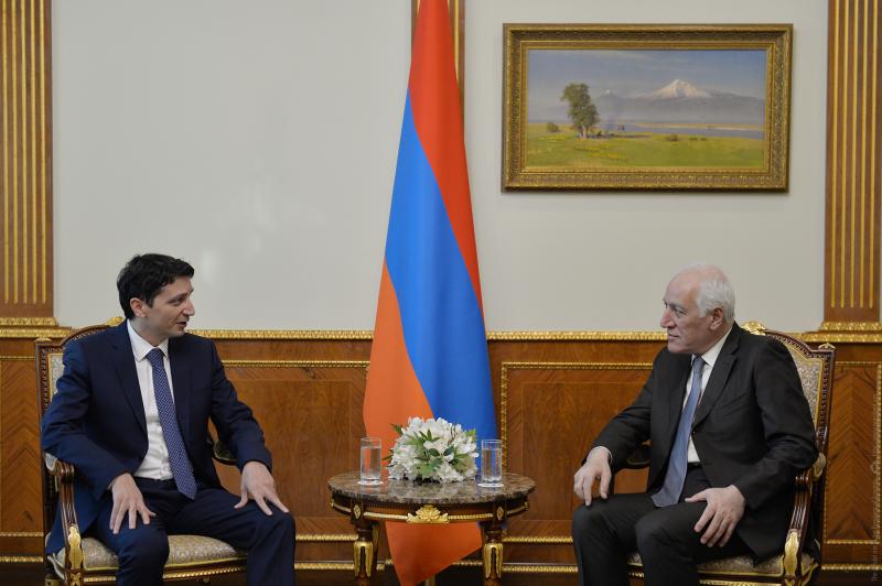 The RA President Vahagn Khachaturyan received Minister of Finance Vahe Hovhannisyan